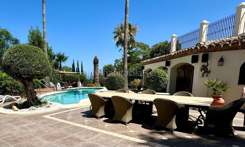 Foto e1e4db27-82b3-4fb7-a11d-53f06fa9c182. Casa amb calefacció aparcament piscina a Los Llanos Estepona