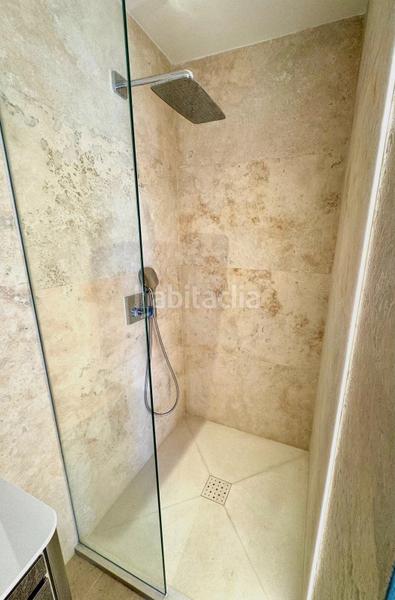 Foto f2b4e311-4ade-4c19-b5eb-6803e21808c3. Casa amb calefacció aparcament piscina a Los Llanos Estepona