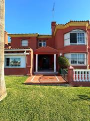 Maison en N/a. Impresionante villa en la zona de seghers , estepona