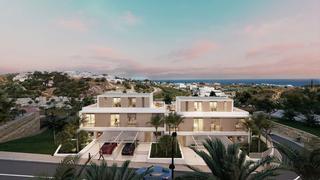 Maison en Avenida de los escritores 6. Impresionante villa en brisas de mar ,estepona!
