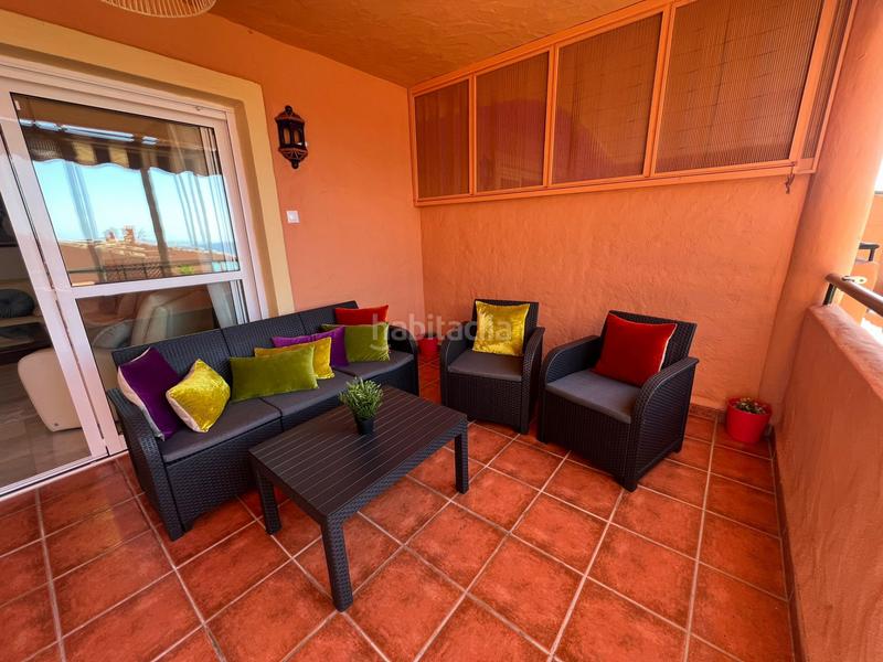 Foto 0a34aa6e-d724-447f-bc21-46fdab54b107. Alquiler apartamento impresionante apartamento en primera línea de playa, oeste! en Estepona