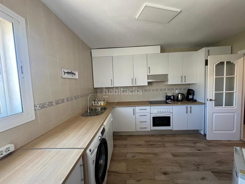 Foto 40d514a2-935a-42f8-a1b2-4b43dfba1e55. Alquiler apartamento impresionante apartamento en primera línea de playa, oeste! en Estepona