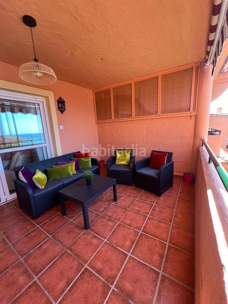 Foto 8c10b327-c9a1-4f81-bd4a-aee687542d02. Alquiler apartamento impresionante apartamento en primera línea de playa, oeste! en Estepona