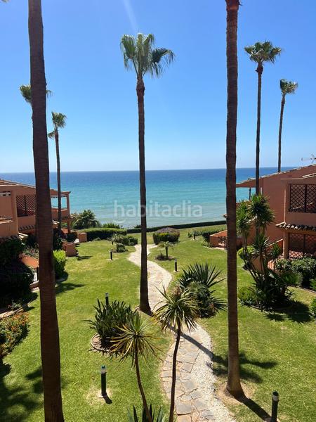 Foto a5c616d5-7219-4a46-847b-138d26532df8. Alquiler apartamento impresionante apartamento en primera línea de playa, oeste! en Estepona