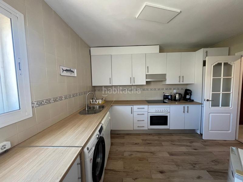 Foto def55f4e-9fb9-4772-ae57-f5998272366d. Alquiler apartamento impresionante apartamento en primera línea de playa, oeste! en Estepona