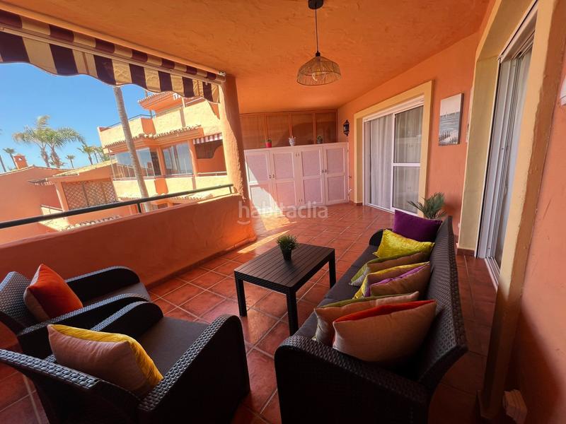 Foto e831270e-39cd-4ae3-9079-9d4abc18122c. Alquiler apartamento impresionante apartamento en primera línea de playa, oeste! en Estepona