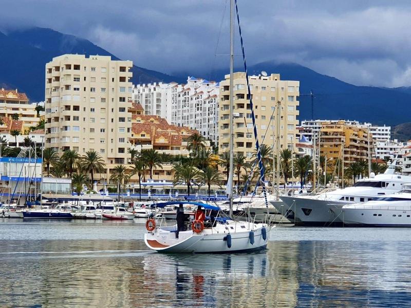 Foto 0e755c14-5f0c-4771-9b66-75e06ed8b0a4. Piccolo appartamento in n/a in puerto de Estepona Estepona