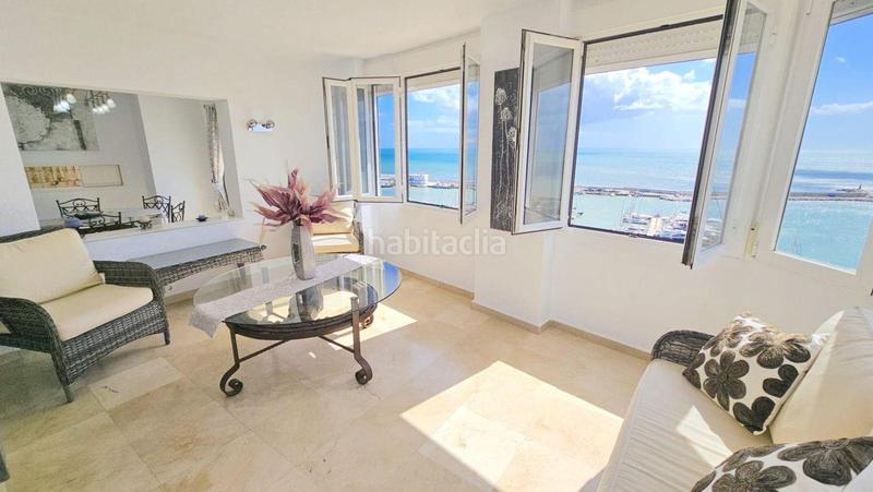 Foto c2e8d8bf-96a5-4fa7-9d17-4e81cbf00f0c. Piccolo appartamento in n/a in puerto de Estepona Estepona