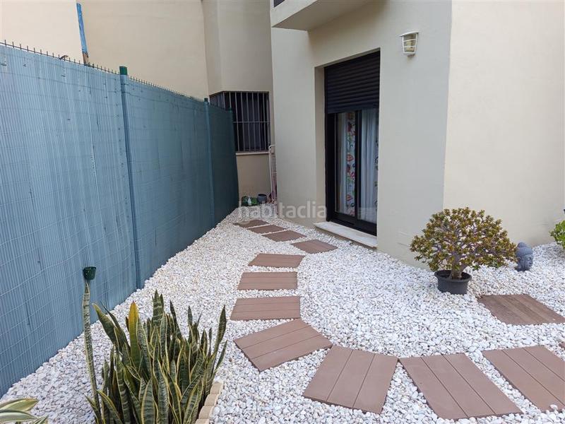 Foto b3082dfa-7e32-4ba0-8244-258a25f6ec1f. Apartamento en arroyo las cañas 2 impresionante apartamento en zona el selwo, ! en Estepona