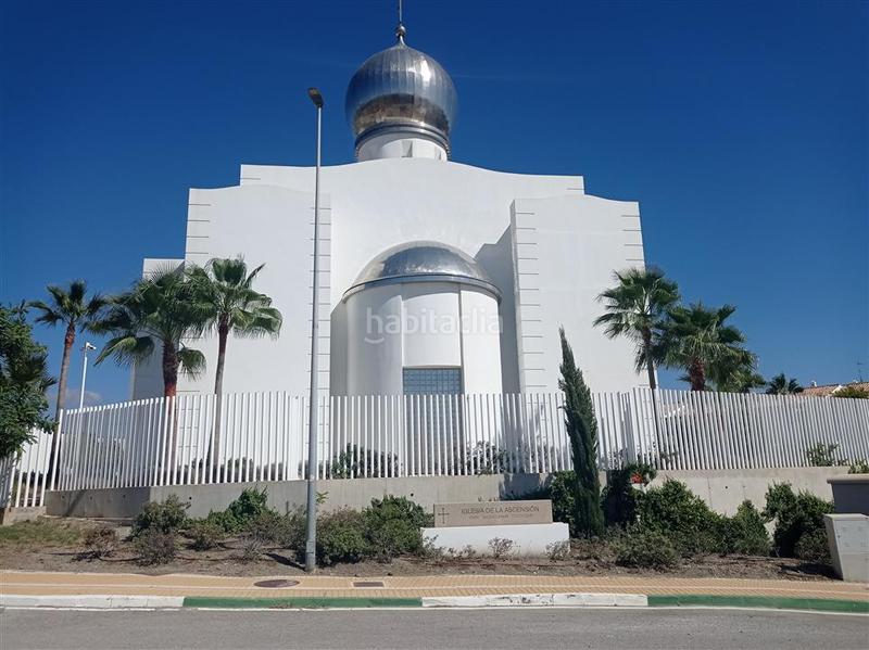 Foto f665717a-5d75-4989-9f41-afe9a7361321. Apartamento en arroyo las cañas 2 impresionante apartamento en zona el selwo, ! en Estepona