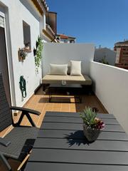 Lloguer Casa adossada a Centro. Impresionante casa adosada de 3 plantas con terrazas y vistas a