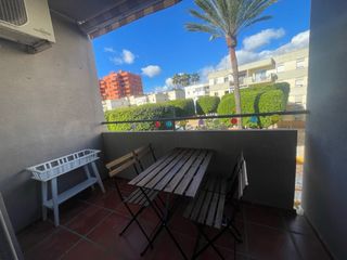 Location Appartement à Puerto de Estepona. Alquiler de larga temporada  magnífico apartamento de 3 dormitor