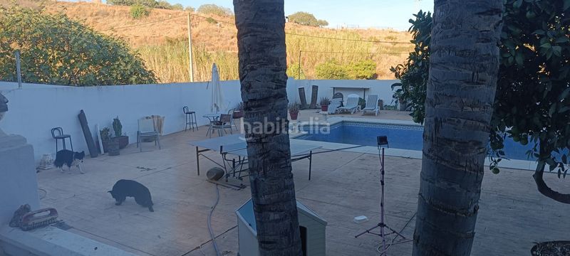 Foto 27405de4-eb59-43b6-a5c7-610ea7d3a2fe. Masia amb aparcament a altos de Estepona Estepona