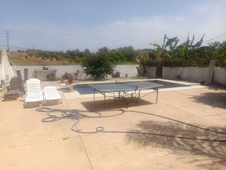 Masía en Altos de Estepona. Casa de campo con parcela de 1.100 m y piscina  gran oportunidad