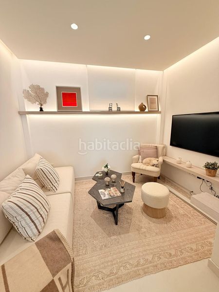 Foto 702760c9-7b9a-4750-9c10-fa1cb4a8b7ef. Casa adossada amb calefacció a Centro Estepona