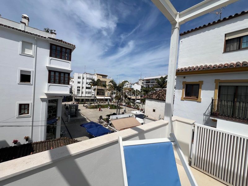 Foto 9181f823-fd42-44be-9515-0af7e8edd806. Casa adossada amb calefacció a Centro Estepona