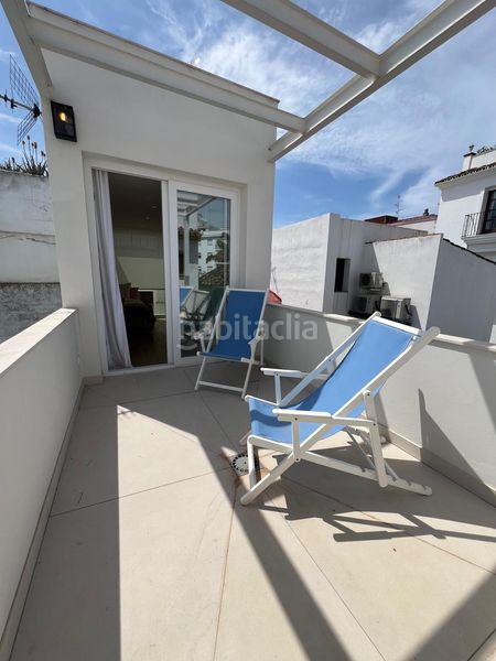 Foto e0a459de-a7fc-421d-ae7e-1d2a7f957767. Casa adossada amb calefacció a Centro Estepona