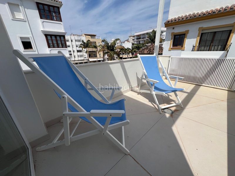 Foto e8fe99da-7912-4717-acc3-c3d327ed42ab. Casa adossada amb calefacció a Centro Estepona