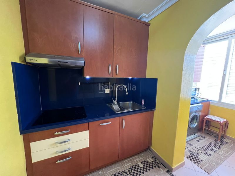 Foto e1b38752-2cef-45e0-9a7b-ac45d7493ffb. Apartament amb aparcament a San Luis de Sabinillas Manilva