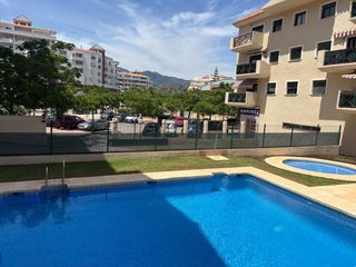 Lloguer Apartament a Huerta Nueva. Alquiler profesores  piso 3 dormitorios con garaje y piscina  ce