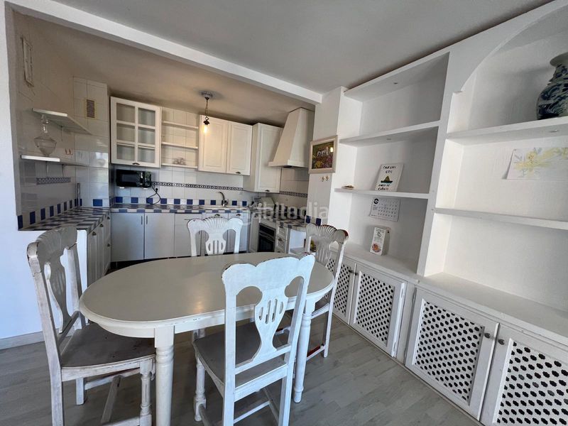 Foto 40871dbf-2263-462d-8900-85f5853800a2. Apartament amb aparcament piscina a Seghers Estepona