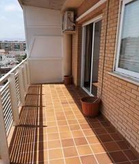 Location Appartement à Parque Ayala - Jardín de la Abadía - Huelín. Piso en alquiler en zona estación maria zambrano (vialia) - ubic