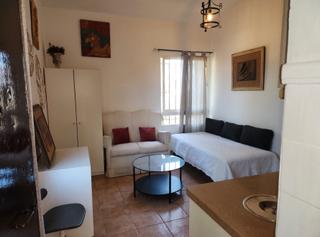 Location Studio  Calle célebes barat