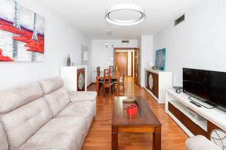 Affitto Appartamento in Avenida fernando de los ríos 27. Piso en alquiler. amueblado, piscina. cochera, calefaccion