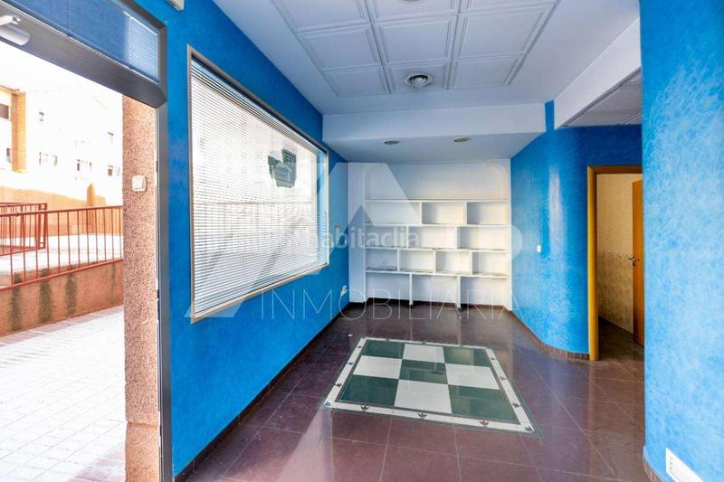 Foto 2b4cdfb3-6ce2-4a7d-93cd-9138fdcdc63d. Rent business premise in calle gardenia 23 in Fígares Granada