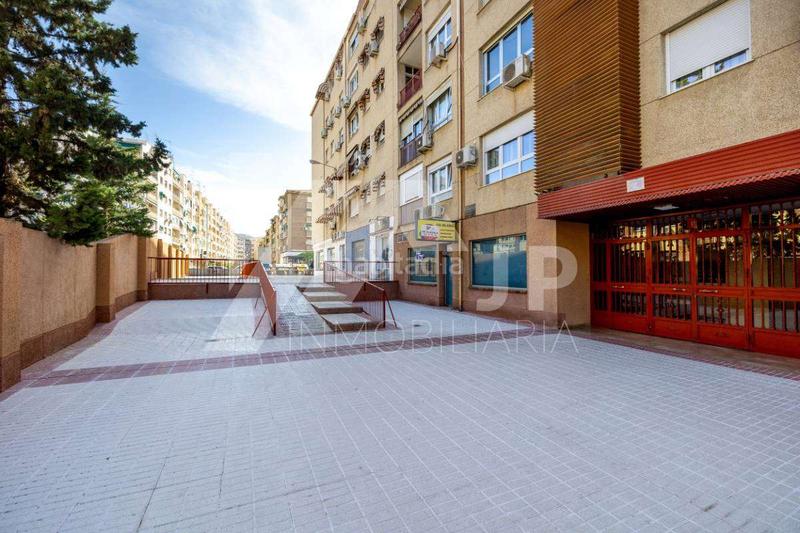 Foto e8a51550-dc53-4ad5-8423-ec00b663b7e8. Rent business premise in calle gardenia 23 in Fígares Granada