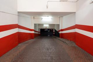 Aparcament cotxe a Calle pedro antonio de alarcón 65