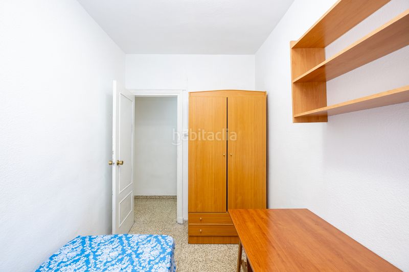Foto 3d783d9d-8862-438e-8e45-b862f678a48e. Rent flat in calle pedro antonio de alarcón 43 in Granada