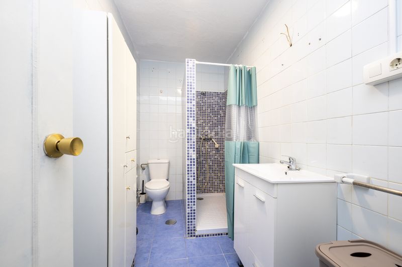 Foto b82d273c-7937-49d7-967f-1882d887567b. Rent flat in calle pedro antonio de alarcón 43 in Granada