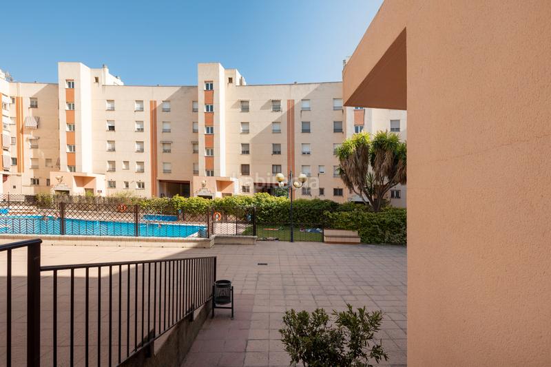 Foto 2587e248-401d-4b50-8136-46f8a97ef667. Location appartement avec piscine dans Rosaleda - Juventud Granada