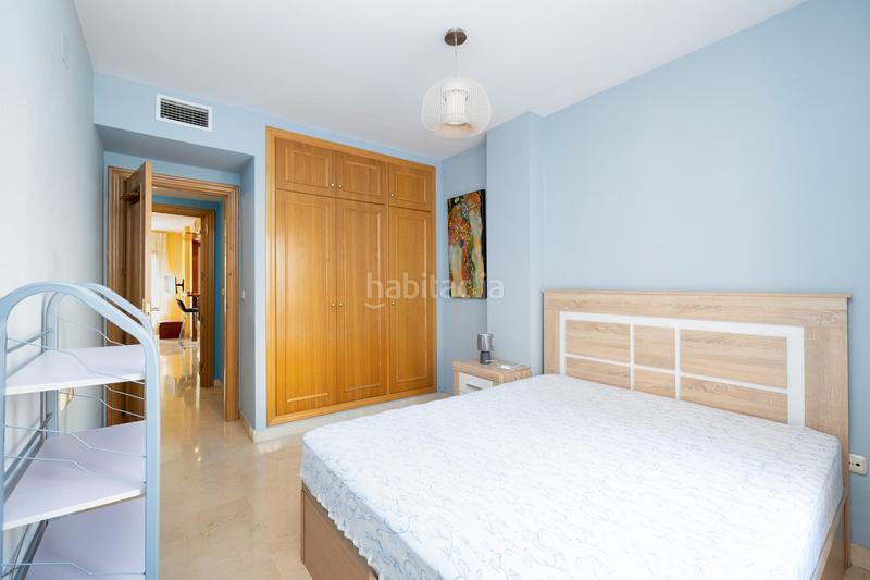 Foto f08694ac-a464-4fb6-8931-7e5d5c834cf9. Location appartement avec piscine dans Rosaleda - Juventud Granada