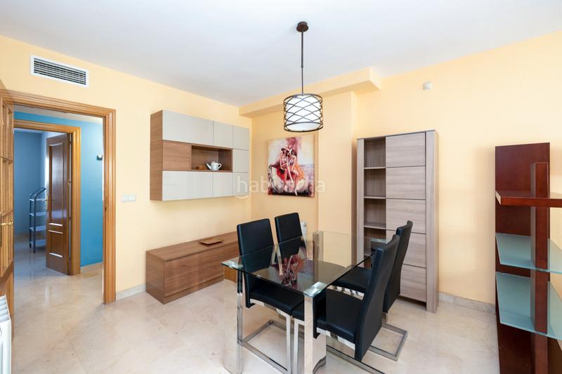 Foto bd705a38-0c65-498a-9ab2-fe75def68a2d. Rent apartment with pool in Rosaleda - Juventud Granada