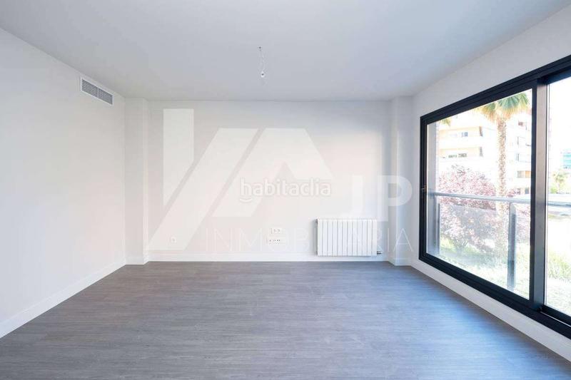 Foto 064b22e5-7553-4fb7-abdf-9489d9dba2e6. Affitto appartamento con riscaldamento parcheggio piscina in Granada