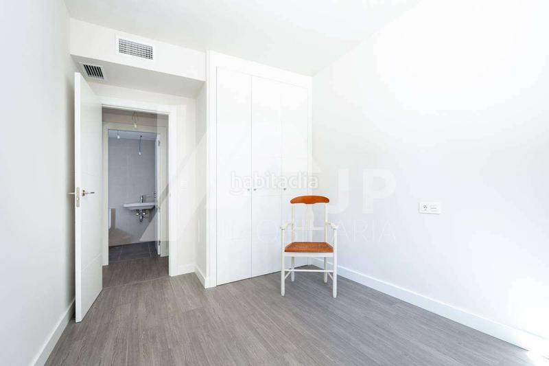 Foto 0f2ec966-7aa4-4ac7-83d7-35ebd604c3ed. Affitto appartamento con riscaldamento parcheggio piscina in Granada