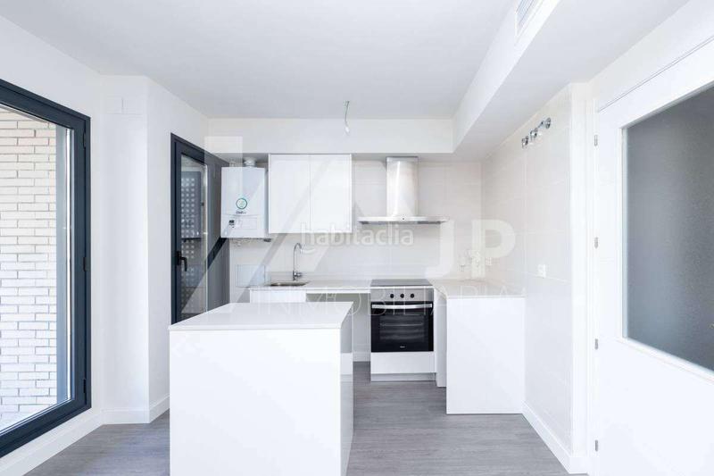 Foto 6e8a8d37-1846-4684-b995-11e569029e66. Affitto appartamento con riscaldamento parcheggio piscina in Granada