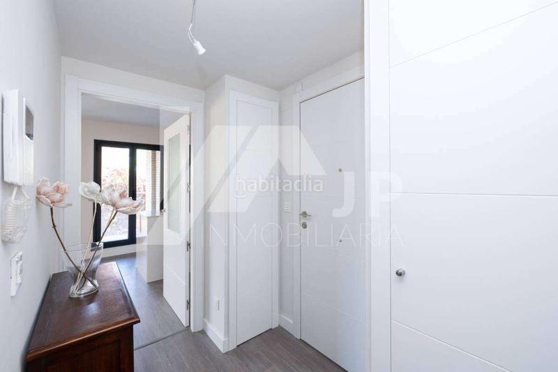 Foto 7d86dbdf-c3b3-4843-b4a1-aa616f5a7261. Rent flat with heating parking pool in Cerrillo de Maracena - Periodistas Granada