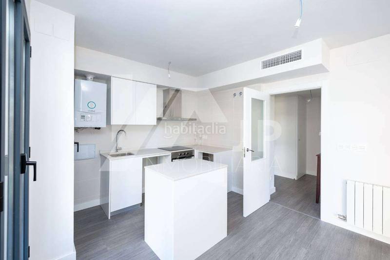 Foto b69532d4-cf12-463c-ae95-4d73cec04215. Rent flat with heating parking pool in Cerrillo de Maracena - Periodistas Granada