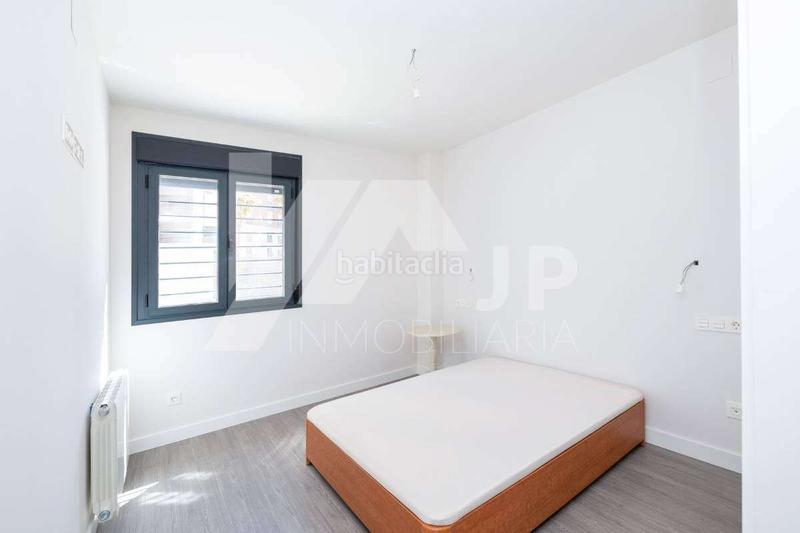 Foto ebce6e94-0e17-4c4b-a49f-223f8cdd814d. Rent flat with heating parking pool in Cerrillo de Maracena - Periodistas Granada