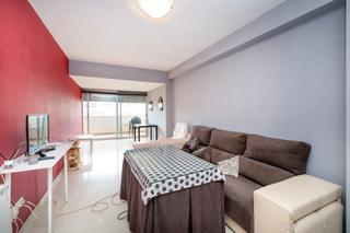 Piso  Calle aconcagua. Piso en serrallo, calle aconcagua. vivienda del 2007, situada en