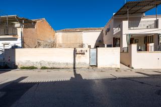 Terreny residencial a Calle ordesa 52. Solar urbano lancha del genil, cenes de la vega. con una superfi