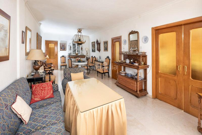 Foto 41f3baa0-3b26-4d4e-8954-2cd5f42924ce. Piso pisazo en venta junto a gran capitan, con plaza de garaje y trastero en Granada
