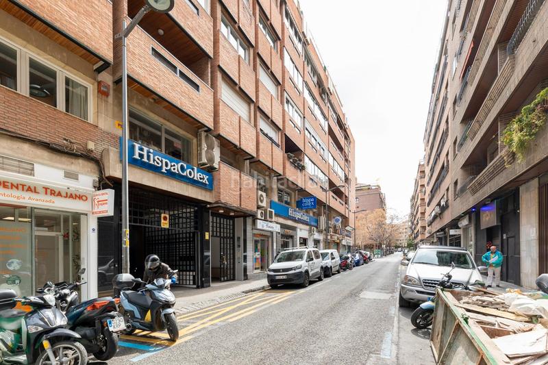 Foto ff7bf4be-0c28-4ed8-9765-aca133349edd. Piso pisazo en venta junto a gran capitan, con plaza de garaje y trastero en Granada