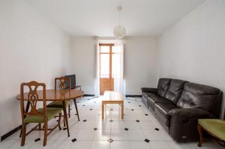 Location Appartement à Calle santa teresa 46. Piso en alquiler para estudiantes 5 dormitorios
