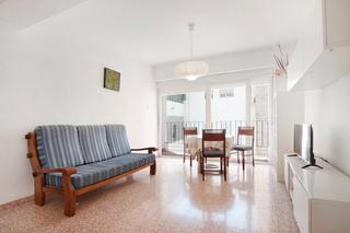 Location Appartement à Camino de ronda 139. Alquiler estudiantes. piso de 3 dormitorios frente a facultad de
