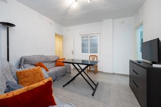 Location Appartement à Avenida de madrid 4. Plaza de toros, 4 dormitorios, 2 baños, curso universitario