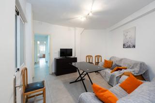 Location Appartement  Avenida de madrid 4. Plaza de toros, 4 dormitorios, 2 baños, curso universitario
